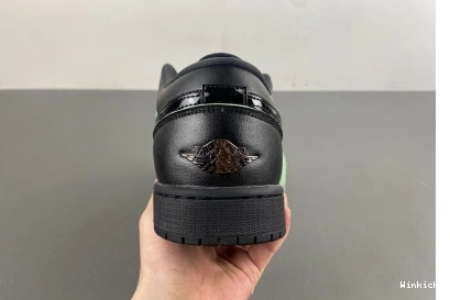 Jordan 1 Low HM3690-001 1006